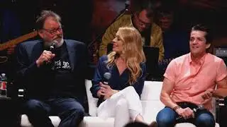 Jonathan Frakes Describes Alex Kurtzman