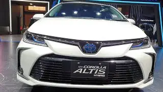 2022 Toyota Corolla Altis Hybrid - Stunning Hybrid Sedan!