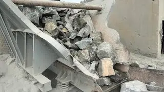 Jaw Crusher Crushing Large Rocks | Stone Crushing Machine at Work