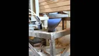 Open stringer saw