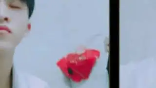 Vừa Đi Vừa Kh&oacute;c/cover/luuso//