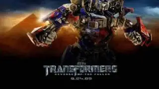 Transformers: Optimus Prime Enters Shanghai (Cover by Michael Jorns)