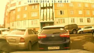 Parallel Parking Fail || ViralHog