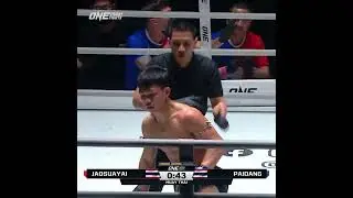 EXPLOSIVE 🧨 Jaosuayai detonates Paidang in the main event of ONE Friday Fights 40!