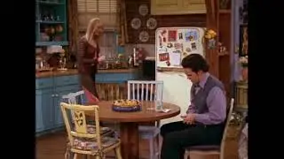 friends - Chandler decides to get a ring