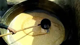 Desi gur in gholia without chemical mb no. 97815 57725