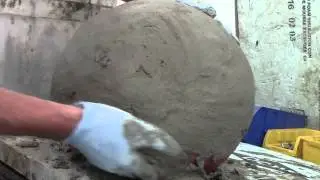 diymolds.com -Hollow Concrete Garden Sphere Ball Orb