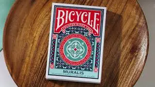 BICYCLE MURALIS PLAYING CARDS