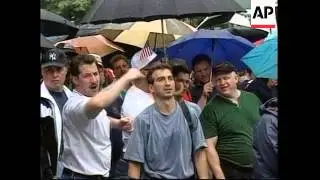 USA: NEW YORK: CONSTRUCTION WORKERS STAGE PROTEST