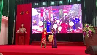 Tìm em trong chiều Hội lim