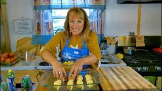 APPLE CRESCENT DUMPLINGS - Quick & Easy