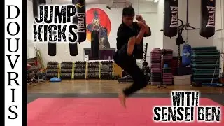 Jump Kicks - DOUVRIS ORLEANS