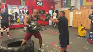 Pad work #mittwork #boxingdrills #boxingdrill