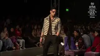 Supermodel Muzamil Ibrahim Showstopper at India Fashion Week