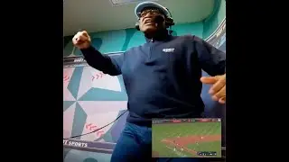 The Mariners came up clutch to stay alive in the postseason race and commentator Dave Sims