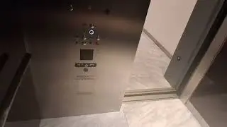 Thyssenkrupp hydraulic entrance elevator at the shops at Hudson Yards (Manhattan, NY)