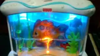 Fisher Price Ocean Wonders Musical Aquarium Crib Attachment