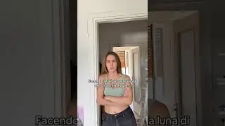 Lei invece si &egrave; portata 4 paia di scarpe, mi domando a cosa servano&hellip;