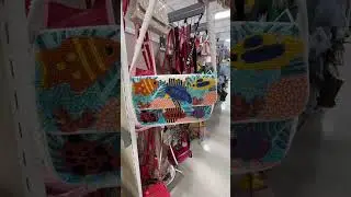 Like now my FYP is covered in beaded bags I think I need hahaha