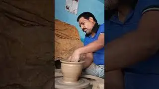 SMALL CLAY FLOWER POT || POTTERY SKILLS || KAMALAM PRABHAKAR ||