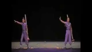 Fei Cha (表演飞叉) Flying Fork Performance