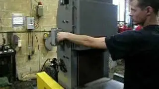 Kalamazoo Industries, Inc. S14W belt sander