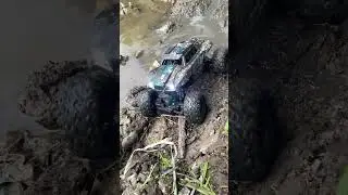 RC 4x4 in the Mud: Can It Conquer the Slippery Terrain? #automobile #offroad #rccar
