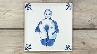 KLM FLIGHT SAFETY animatie met handbeschilderde Delfts blauwe tegeltjes.