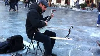 Dancing with a banjo, Piazza Santa Croce, Firenze