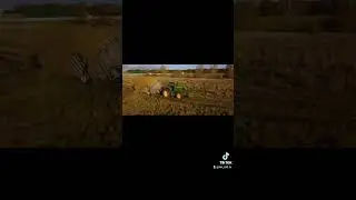 Film nie jest m&oacute;j tylko Kunera #kuner #johndeere #fiegl #dc #viral #oporowo #kiszonka #wtopa