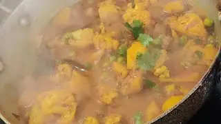 Aalu Gobhi Matar ki Sabji |  आलू गोभी मटर की सब्जी |