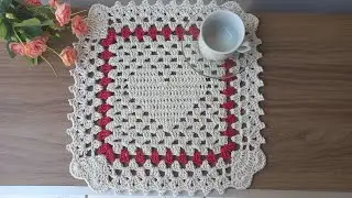 Sousplat Coração quadrado em crochê #crochet #artesanato