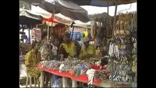 Visite au marché artisanal de Lomé