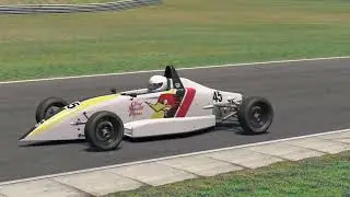 F1600 Qu&eacute;bec   Lime Rock   course 2