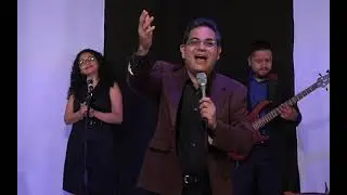 EN EL MUNDO LA IGLESIA ES PEREGRINA - Héctor Jiménez y su grupo de Alabanza.