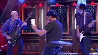 Red Hot Chili Peppers ft. Will Ferrel - Don&rsquo;t Fear the Reaper