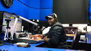 Animando en vivo atr&aacute;ves de mortal 104.9 Fm