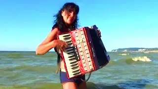 Folk and Party Accordion Melodies. Melodie akordeonowe ludowe i imprezowe