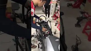 Xsr155 độ độc nhất 2 th&ugrave;ng h&ocirc;ng Givi v&agrave; tay dắt - Sbl Xsr độ Th&ugrave;ng h&ocirc;ng E22n