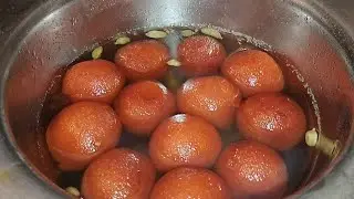 इस तरह से गुलाब जामुन बनाए न कभी बनाए होंगे न ही खाए होंगे गाजर के गुलाब जामुन😋Gajar Ka Gulab Jamun 