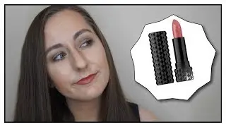KAT VON D STUDDED KISS CREME LIPSTICK REVIEW | INFLUENSTER VOX BOX REVIEW | Angie Burgs