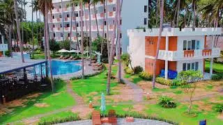 the beach Ocean Place Mui Ne Resort