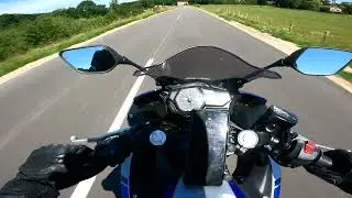 Yamaha R3 flyby