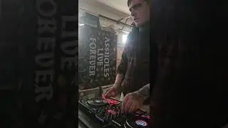 practicing transitions #mixsoundcloud #dj #musicplatform