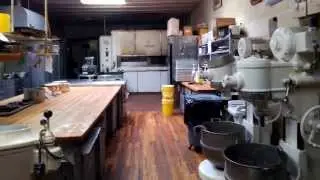 Behind-The-Scenes Tour Of Morris Park Bake Shop #ThroughGlass