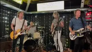 The Chevelles 2025 LemonRock Granada