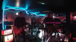 UBERTRONIK 1   SHAKEYS SESSIONS  BASSMENT 6TH DEC 2019