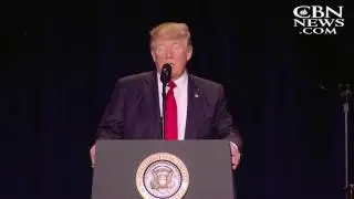 Trump&rsquo;s Promise to Evangelicals: I Will 'Destroy' the Johnson Amendment
