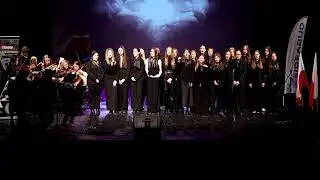 Wyróżnienia: Zespół „Zwolnieni”  „Bóg w sercach Polaków”