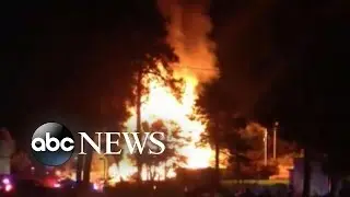 Apartment Complex Explosion | Investigators Search for Cause